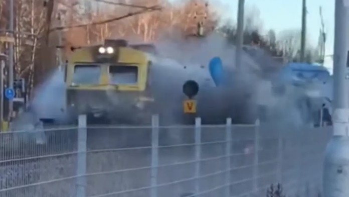 Fifo má hrať svojho 19-ročného brata.