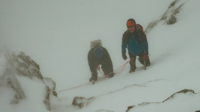Matúš Krnčok s Jánom Tribulom na ceste na Lomnický štít.