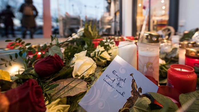 Dobodanie 15-ročného dievčaťa v drogérii šokovalo Nemecko.