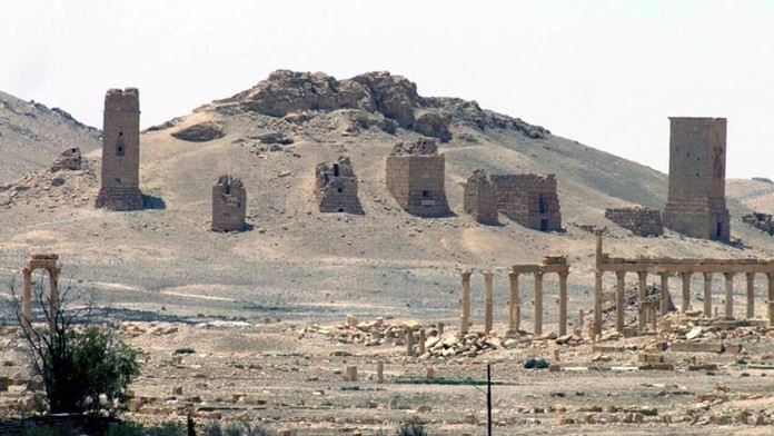 Militanti IS zničili víťazný oblúk v Palmýre.