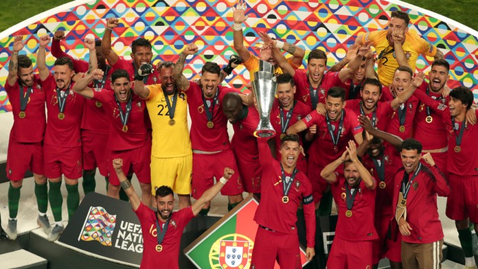 Spadnutý žeriav (ilustračná snímka) 