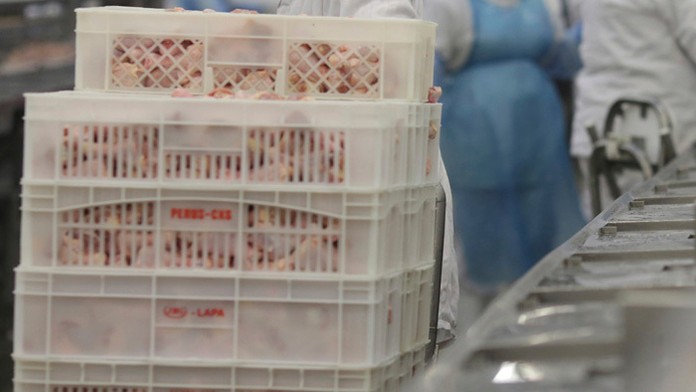 Podozrivé mäso z Brazílie.