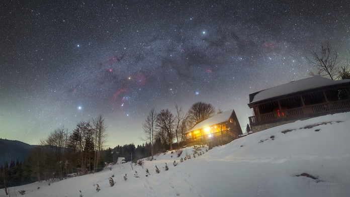 Na snímke zvyšky ľadových sôch, ktoré pribudli v parku pri Spievajúcej fontáne v Košiciach iba pred pár dňami.