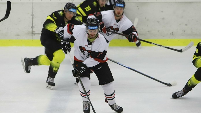 Hokejista Matt Mistele v drese Banskej Bystrice.