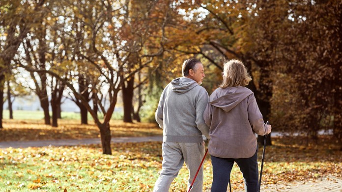 Desaťtisíc krokov denne je mýtus. Nová štúdia zistila, koľko ich je prospešných pre naše zdravie