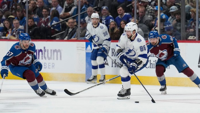 Tatar pomohol asistenciou k triumfu Colorada.