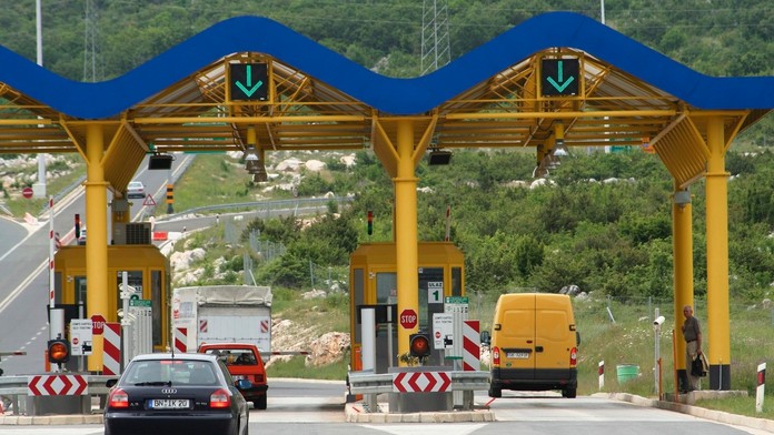 Slovákov počas cesty k moru čaká zásadná zmena. Chorvátsko prechádza na nový mýtny systém