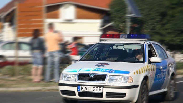 Maďarské policajné vozidlo.