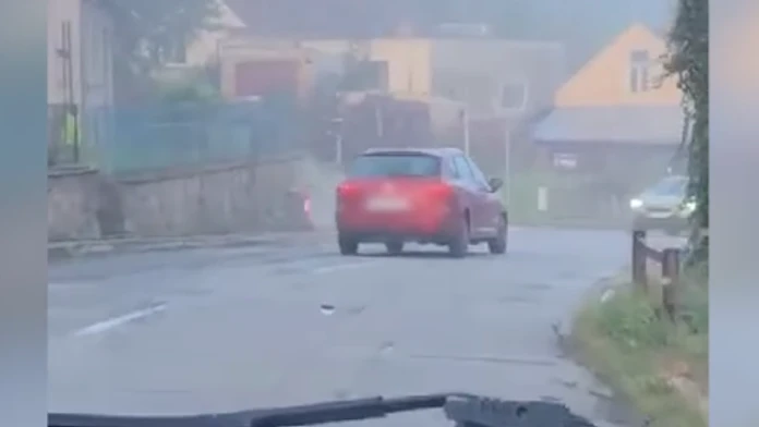 VIDEO: Českí policajti sa nestačili čudovať. Hodnota, ktorú nafúkal opitý vodič, im vyrazila dych