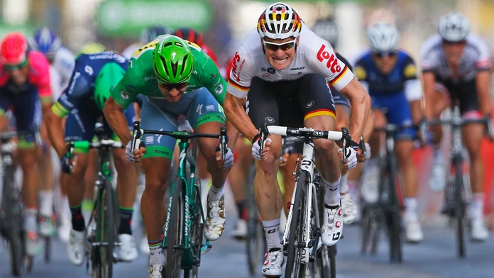 V záverečnum špurte TdF 2016 Sagan vs. Greipel bol úspešnejší Nemec.