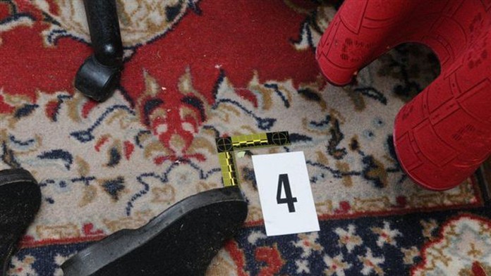 V obci Dacov Lom syn zastrelil matku.jpg