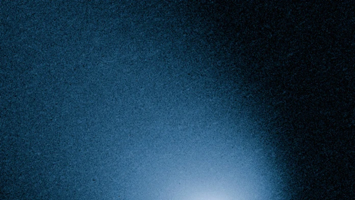 Kométa Siding Spring na snímke z 27. marca 2014 ako ju zachytil Hubblov teleskop.