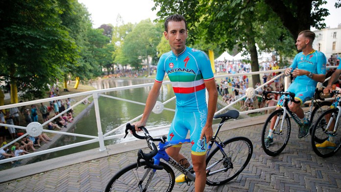 Líder tímu Astana Vincenzo Nibali.