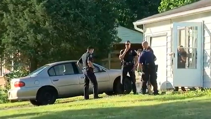 Streľba na párty v dome tehotnej ženy.