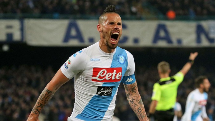 Marek Hamšík sa teší z vyrovnávajúceho gólu do siete Juventusu.