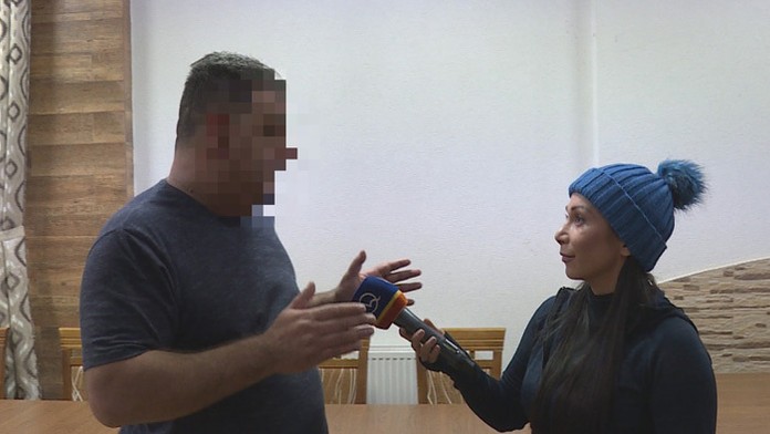 Líder strany 99% Pavel Weiss.