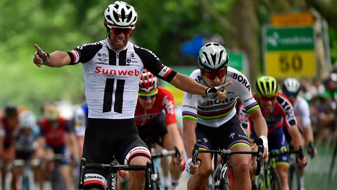 Víťaz 3. etapy Michael Mattews, druhý skončil Peter Sagan.