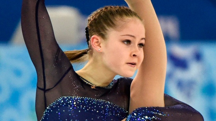 Ruská krasokorčuliarka Julia Lipnická na archívnej snímke zo ZOH v Soči v roku 2014.