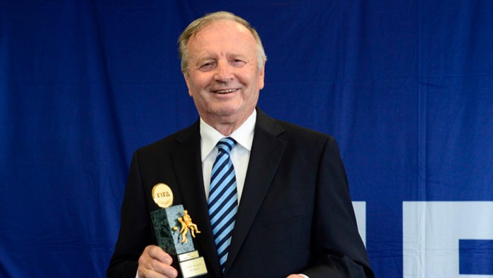 Slovenský futbalový odborník Jozef Vengloš.