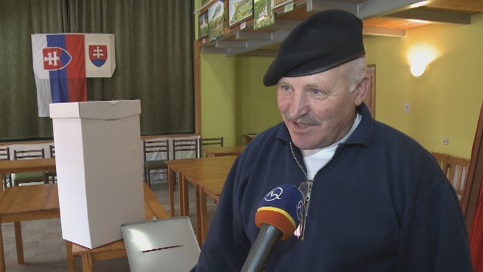 Starosta obce Medzany Jozef Kipikaša.