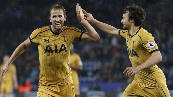 V Premier League debutoval na pôde majstra, asistoval legende a zmizol. Kozákov vnuk spieval hviezdam, čo je s ním dnes? (príbeh)