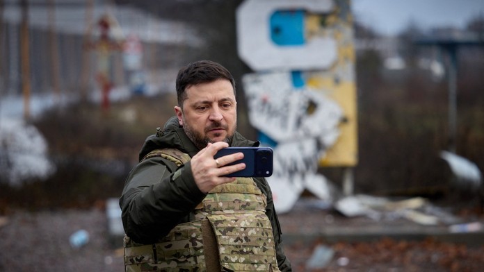 Rusi už oslavovali jeho dobytie. Kyjev tvrdí, že prevzal kontrolu nad strategicky dôležitým mestom