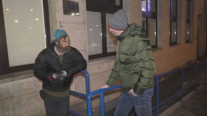 Jeden z bezdomovcov, ktorý objavil mŕtve telo kamaráta.