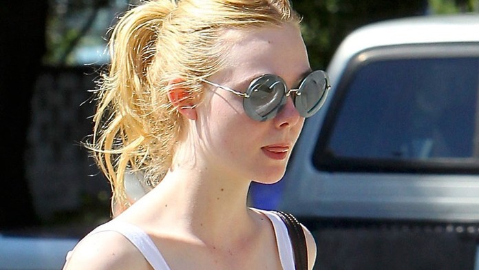 Slávna herečka (18) nechala podprsenku doma. Vykuklo jej aj to, čo nemalo