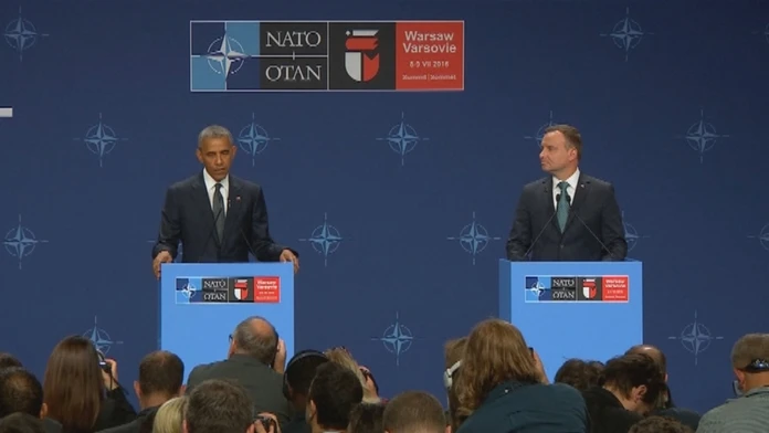 Prezident Obama a poľský prezident Duda na summite vo Varšave