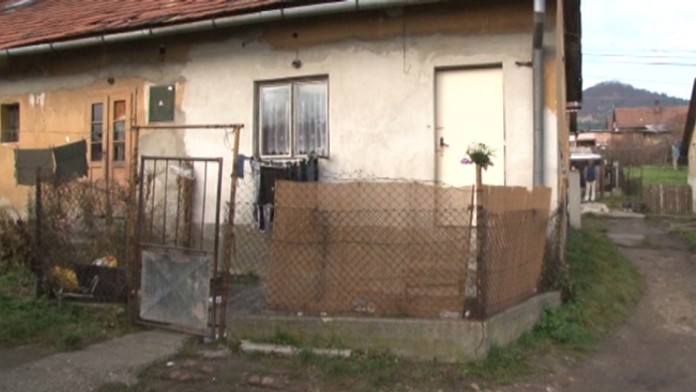 Dom, v ktorom Peter z Handlovej zastrelil dcéru Martinku.