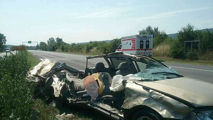 Nehoda na diaľnici D2.