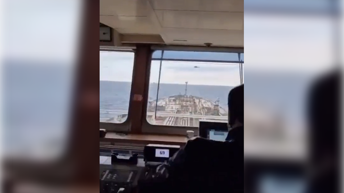 Moskva sa prvýkrát prihlásila k svojej tieňovej flotile. Na incident v Baltskom mori dohliadala ruská stíhačka