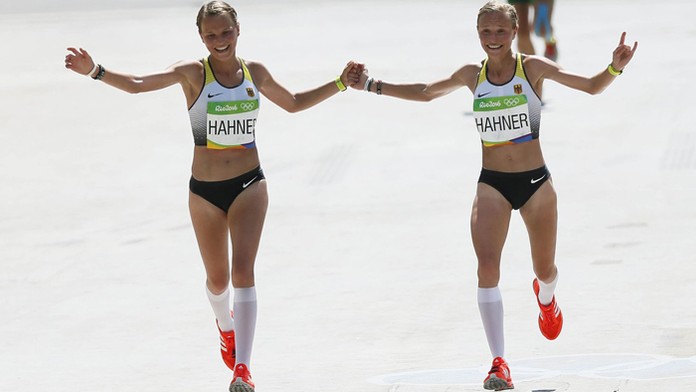 Nemecké dvojičky Lisa a Anna Hahnerové.