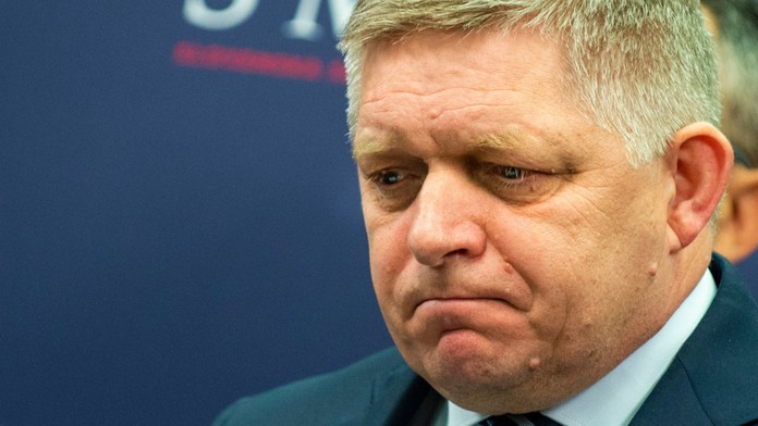 Na snímke predseda strany Smer-SD Robert Fico.