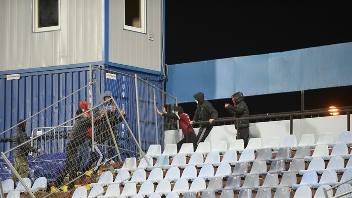 Výtržnosti na zápase Slovan - Sparta.
