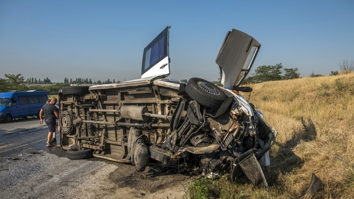 Tragická nehoda autobusu otriasla Egyptom. Zahynulo desať ľudí vrátane turistov, hlásia aj zranených