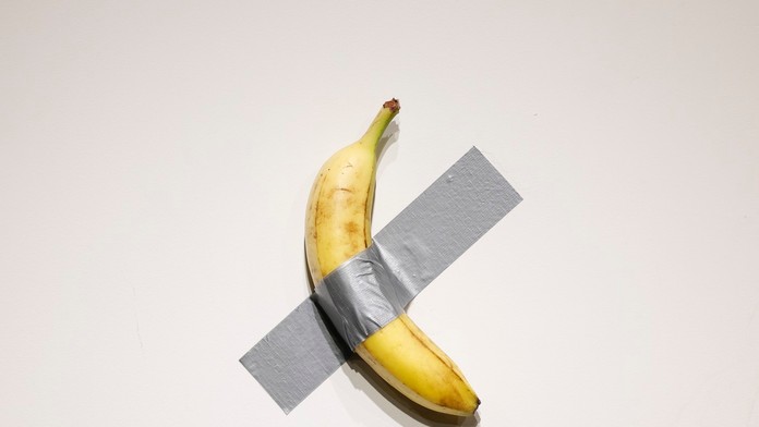 Banán prilepený na stenu ide opäť do dražby. Jeho odhadovaná cena vyráža dych