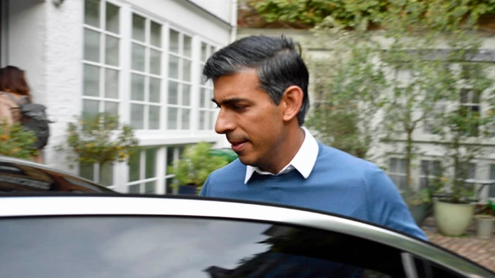 Bývalý britský minister financií  Rishi Sunak.