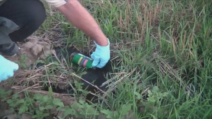 Starosta je presvedčený, že tekutina je škodlivá.