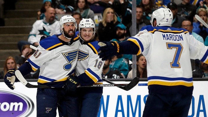 Vtipná fotka Kaliho s dcérkou. Takto prebaľujú bábätká raperi