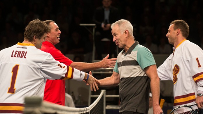 Róbert Petrovický, Ivan Lendl, John McEnroe a Richard Lintner na tenisovej exhibícii.