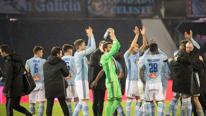 Hráči Celta Vigo sa tešia z postupu.jpg