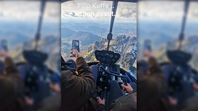 Filip Kuffa vo vrtuľníku nad Malou Fatrou.