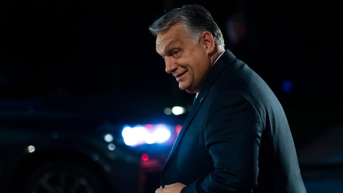 Maďarská vláda vyhlásila stav vojnovej hrozby. Oznámil to premiér Orbán