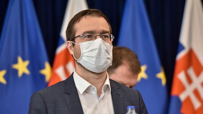 Poľná nemocnica pre pacientov s koronavírusom postavená vo výstavnom centre Stockholmsmassan v južnom Štokholme.