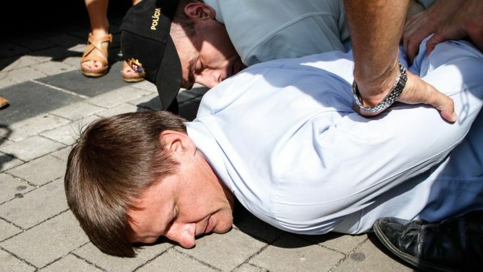 Policajti zatkli Alojza Hlinu