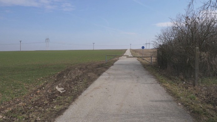 Daniel Kuzmin (vľavo).