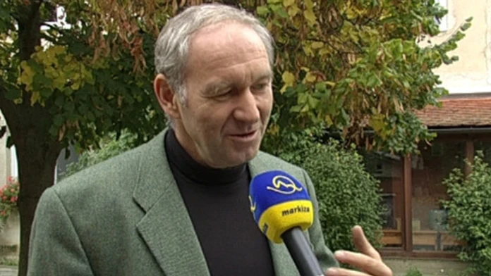 Robert Bezák