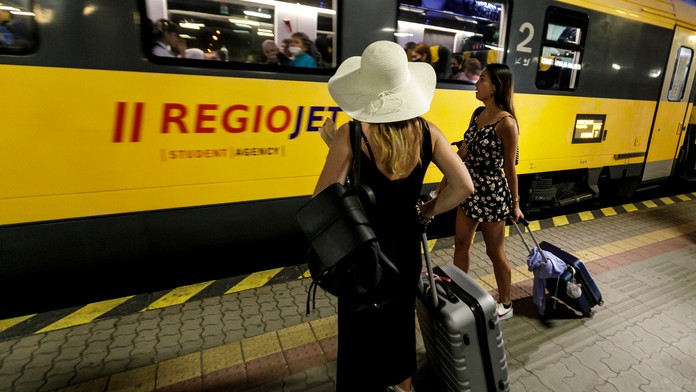 0607_Myslienky_vraha_XI__06_07_P30_Po_Stv_vecer_po_filme__15.mp4