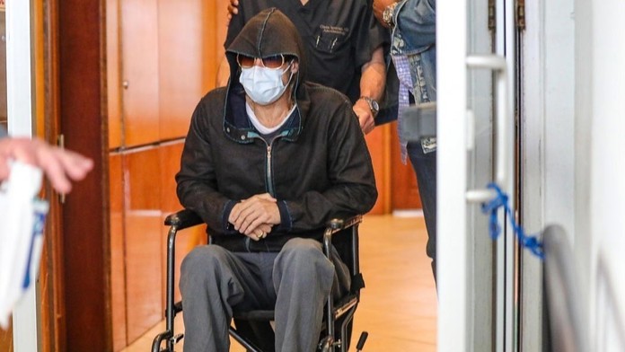 Brad Pitt na vozíku